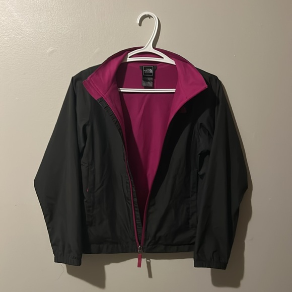 Girls Medium 10/12 The NorthFace Windbreaker Spring/ Fall Jacket Grey and Pink - Picture 3 of 6